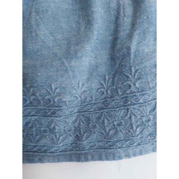 NWOT Ladies American Eagle Blue Denim Embroidered Cropped Stitch Tank Size M - Picture 2 of 9
